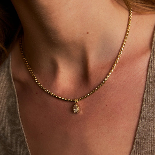 Lili Claspe Bruna Pear Necklace | Two Tone