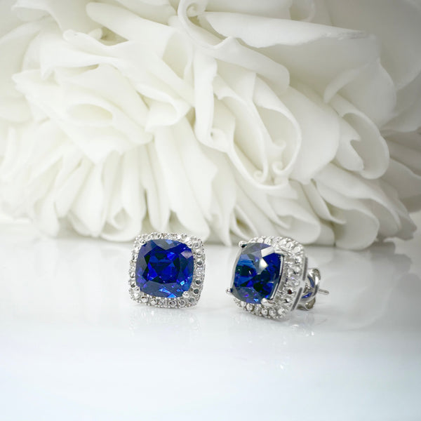 Sapphire earrings in white gold 
