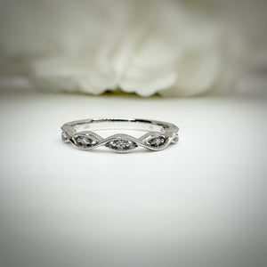 14k white 5 stone milgrain natural diamond band