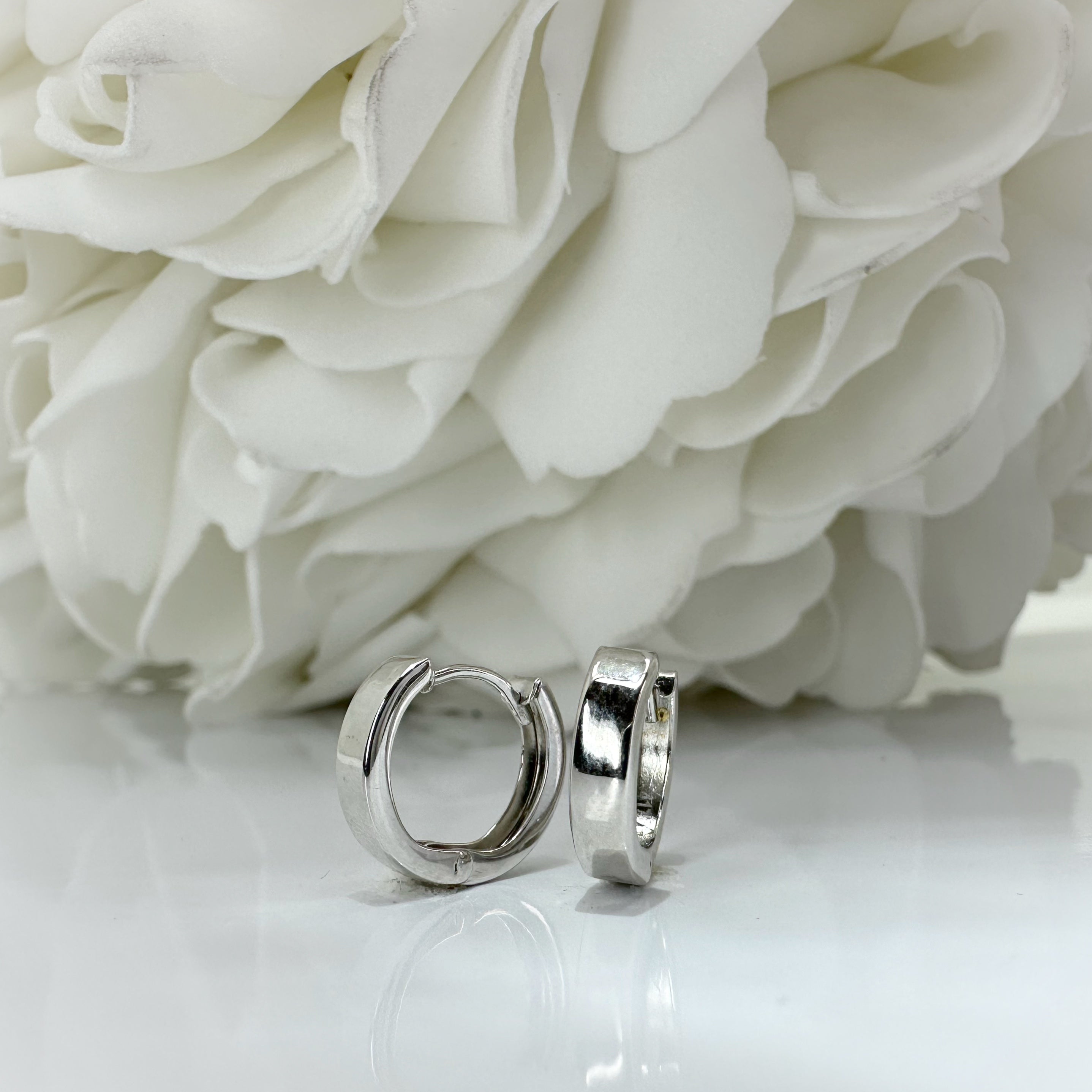 Hinged Huggie Hoop Earrings | 10k White Gold