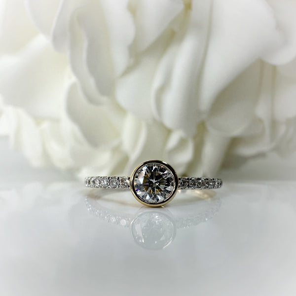 Bezel set round diamond ring 