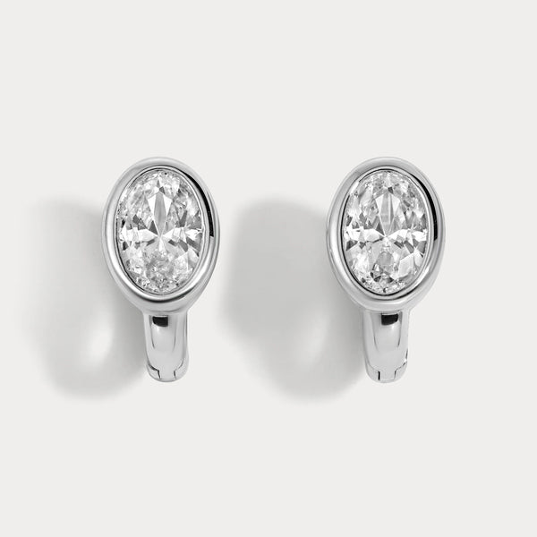 Lili Claspe Rhea Oval Huggies | Silver Plated