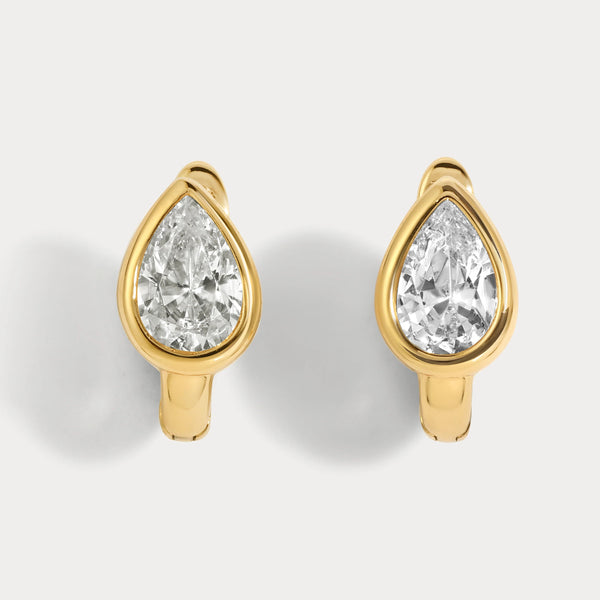 Lili Claspe Rhea Pear Huggies | Gold Plated