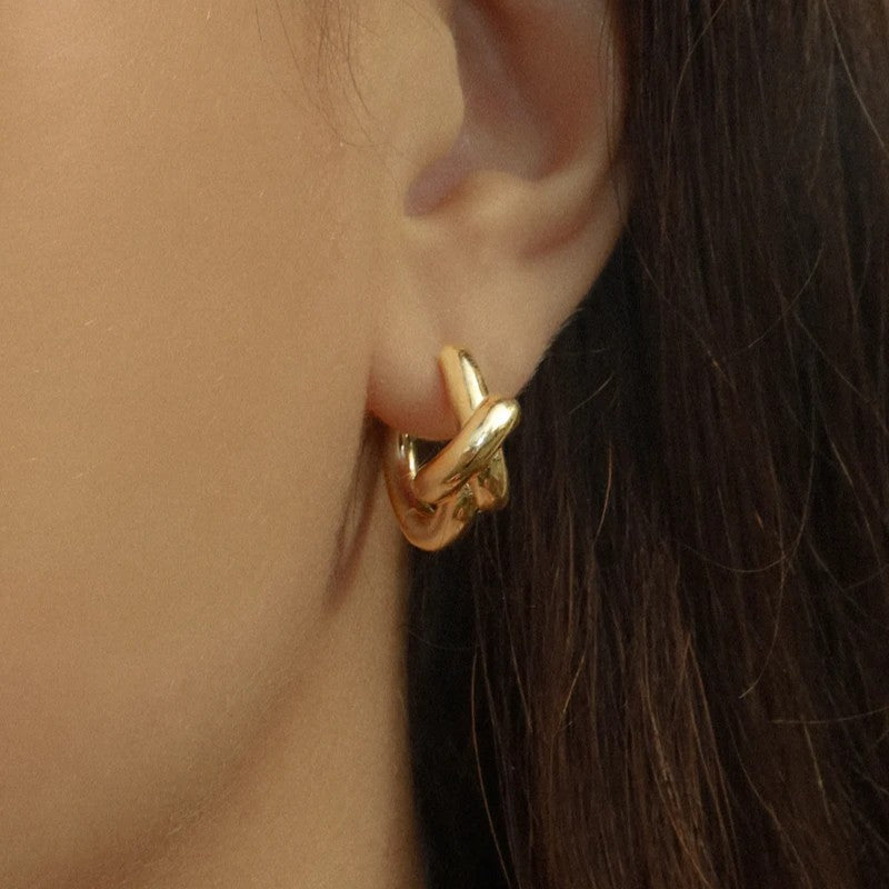 Leah Alexandra Knot Hoops | Gold Plated