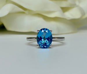 10K White Gold Genuine Blue Topaz ring