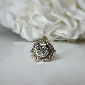 Vintage antique Diamond ring in Platinum & Gold