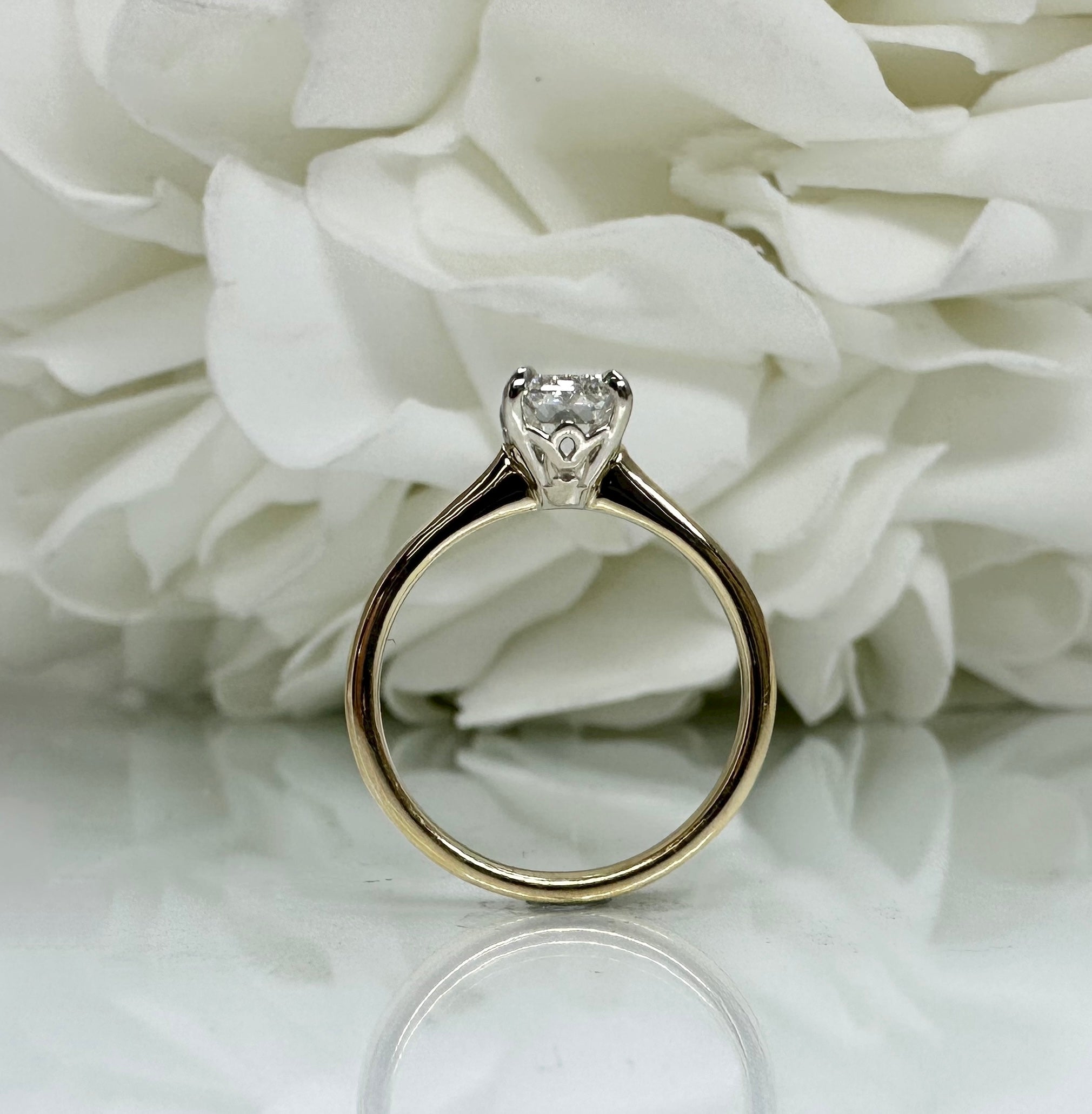 14kY/W 1.50 carat Lab Grown Diamond Engagement Ring